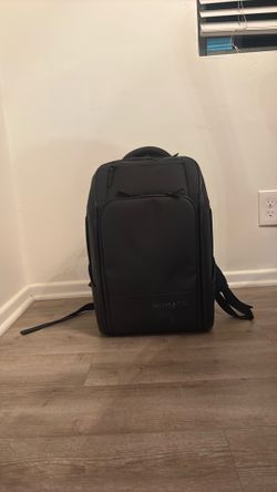 Nomatic Backpack 20 Liter Black “Travel Pack”