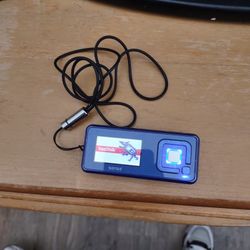 SANSA SanDisk 2.0 GB