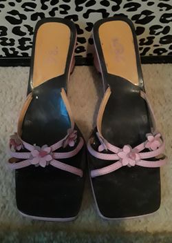 Womans heels size 6.5