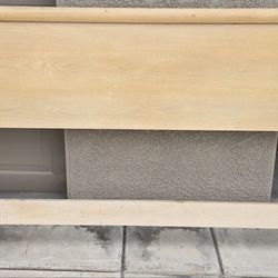 79” Solid Wood Headboard – King Size – Light Maple Finish