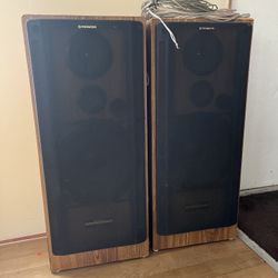 Speakers 