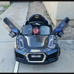 Batman Battery Powered Batmobile E-Hauck Ride On Car