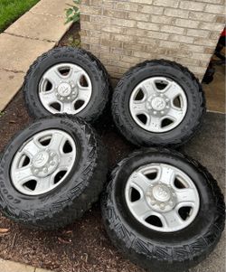 18” Ram 2500 wheels and tires