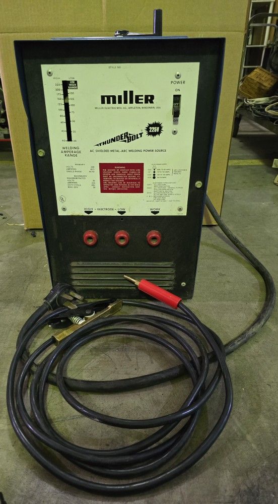MILLER ELECTRONICS 225 Volt Thunderbolt Stick Arc Welder Style JA 1 NEVER USED!!