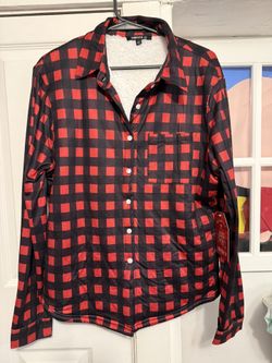 Forever 21 Red & Black Buffalo Plaid Sherpa Lined Button Up Shirt