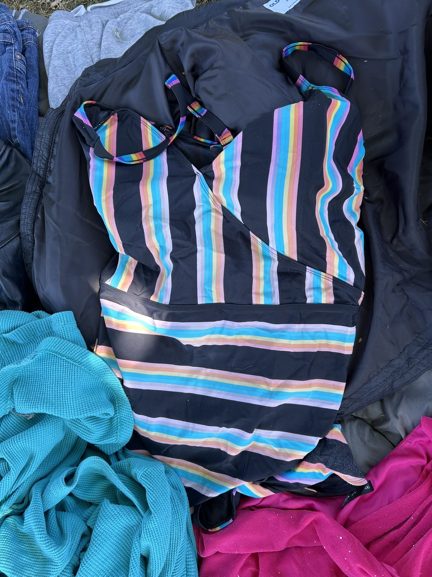 Torrid Swimsuit Size 6 Rainbow