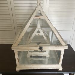 Two farmhouse glass houses