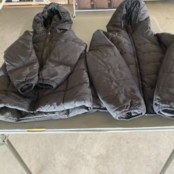 Child’s Clothing : Old Navy, Marucci, Hoplynn, Vans and Columbia. 