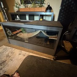 Reptile Enclosure 2x4x2