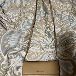 Michael Kors Crossbody Purse 