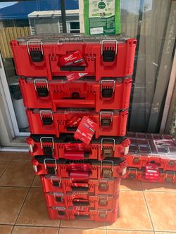 milwaikee packout (diferent prices)