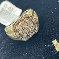 Men’s Diamond Cluster 10k Ring 