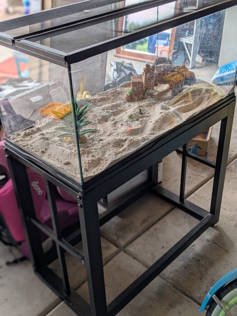 36X18X18 Reptile Terrarium & Stand