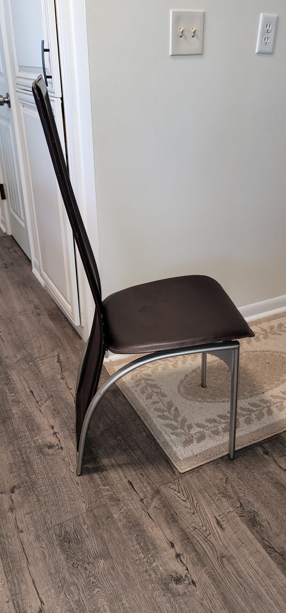 Sleek Modern Chair
