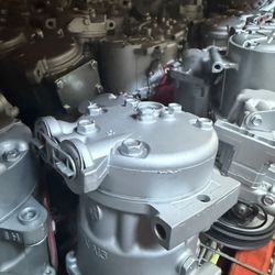 AC COMPRESSOR 
