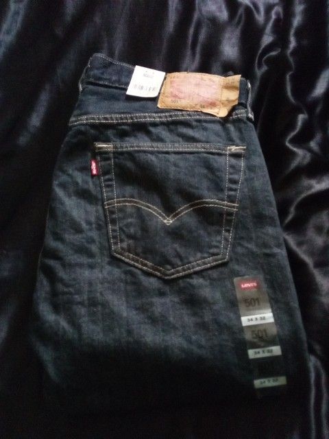 Men's Levi's