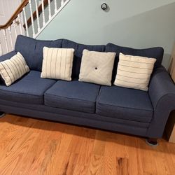 Sofa bed Less than 2 Years Old