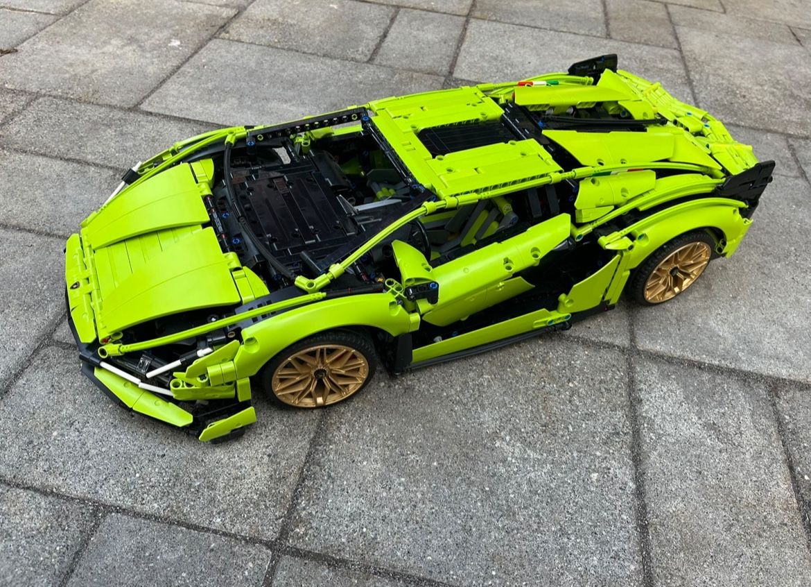 Lego Lamborghini 42115 & Bugatti 