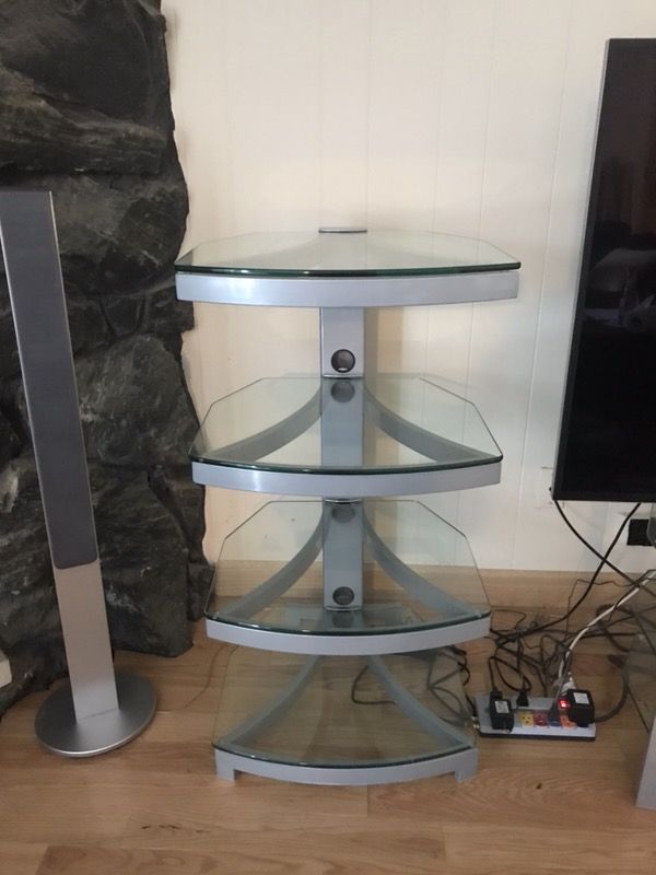 OmniMount G-304 Stellar Audio Tower/Media Stand