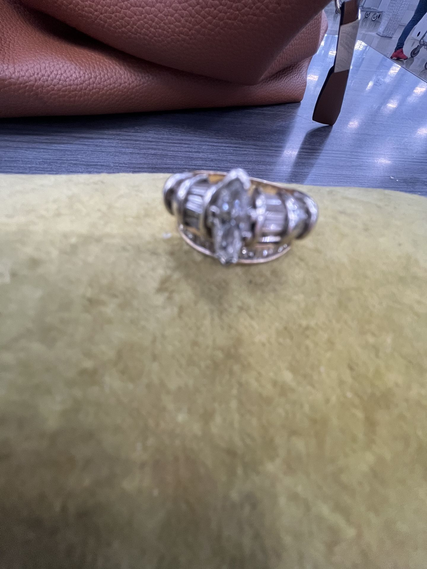 14k Ring With Real Diamonds 