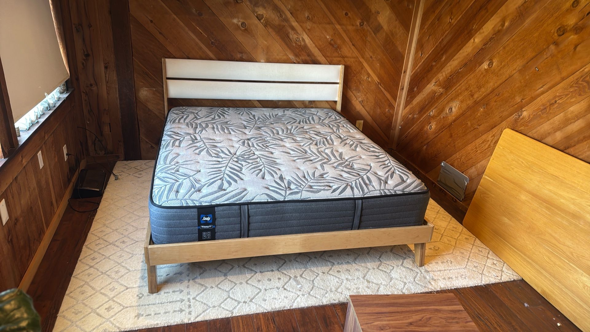Bed frame And Mattress 