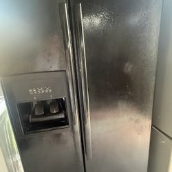 Whirlpool Refrigerator 