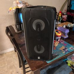 Altec Lansing Shockwave 100 Bluetooth Speaker 
