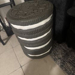 Viral TikTok Oreo Stool Side Table