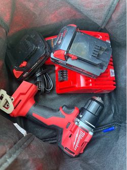 Milwaukee drill kit