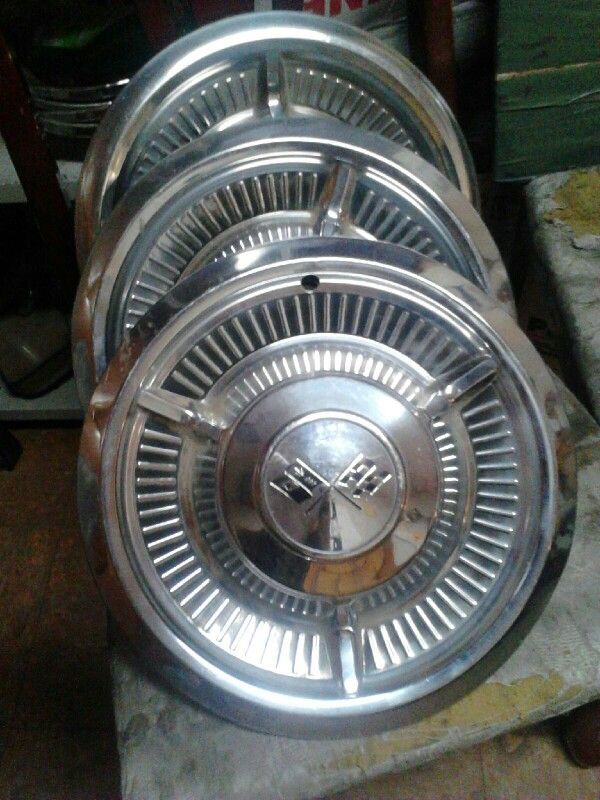 1958 CHEVY IMPALA HUBCAPS