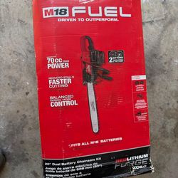 Milwaukee M18 Fuel dual battery chainsaw 20ins Tool-Only