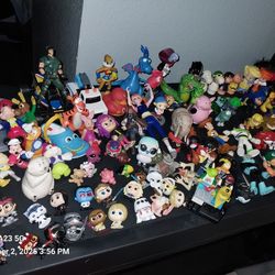 Vintage And Modern Toys MAKE OFFERS 