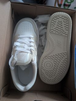 New Balance Low-Top Sneakers White/Beige