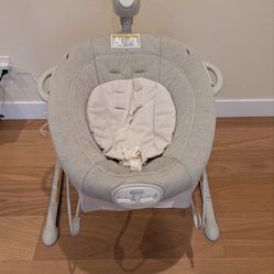 Graco Swings
Soothe 'n Sway