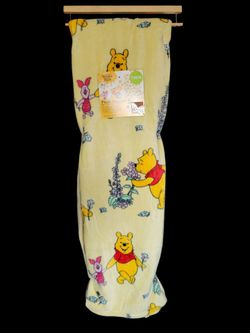 Winnie The Pooh Twin Blanket 60x90in