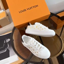 Louis Vuitton Time Out 56