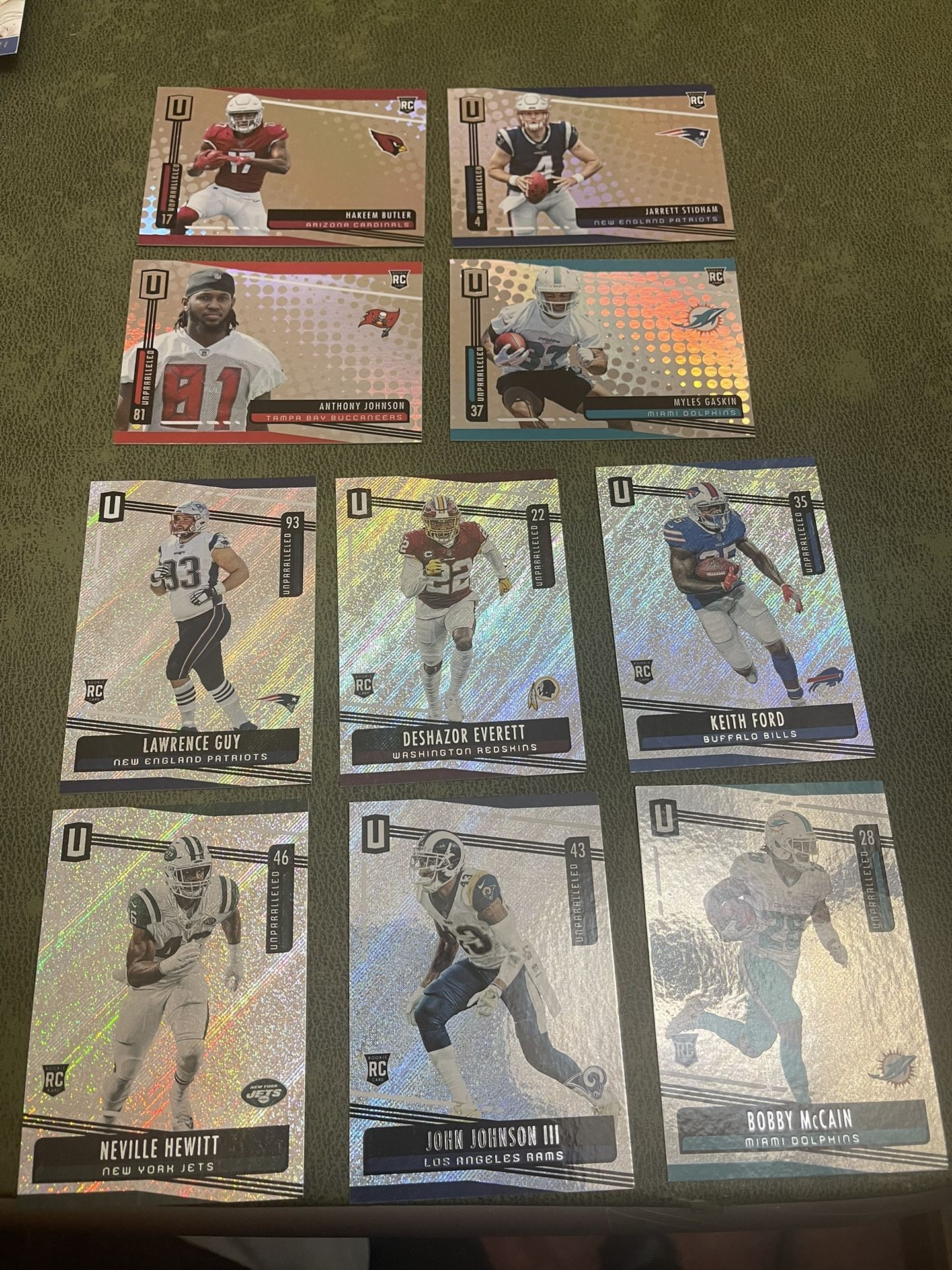 Lot Of 10 2019 panini unparalleled football rookie cards