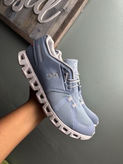 Size 10.5 quedan 9.5 hombre