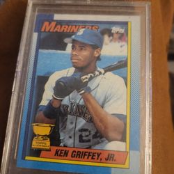 Ken Griffery Jr Rookie Cards  MINT  ( Misprint)