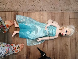 Disney Frozen Doll