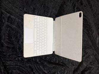 Magic Keyboard for iPad (Air & Pro)