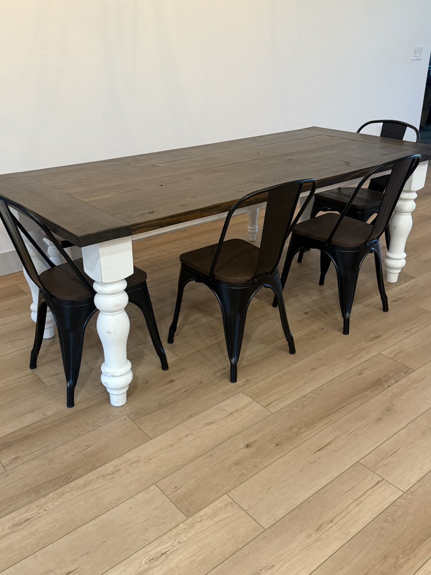 Farmhouse Table, Chairs, And Bench.