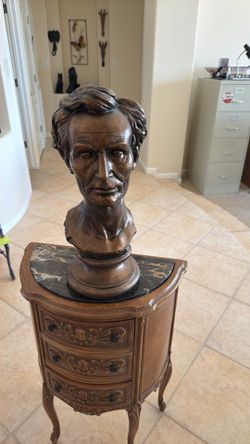 Abraham Lincoln Bronx Statue