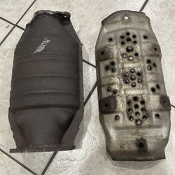 1998~2002’ Nissan Skyline ENR34 OEM Exhaust Muffler Part & Heat Shield OEM RB25 NEO