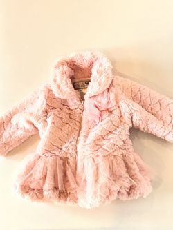 Widgeon adorable girl’s coat size 6 months