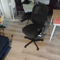 Flintan  Office Chair with Armrest. 