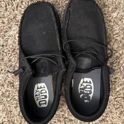 Hey Dudes Pick Up For 20$ !!