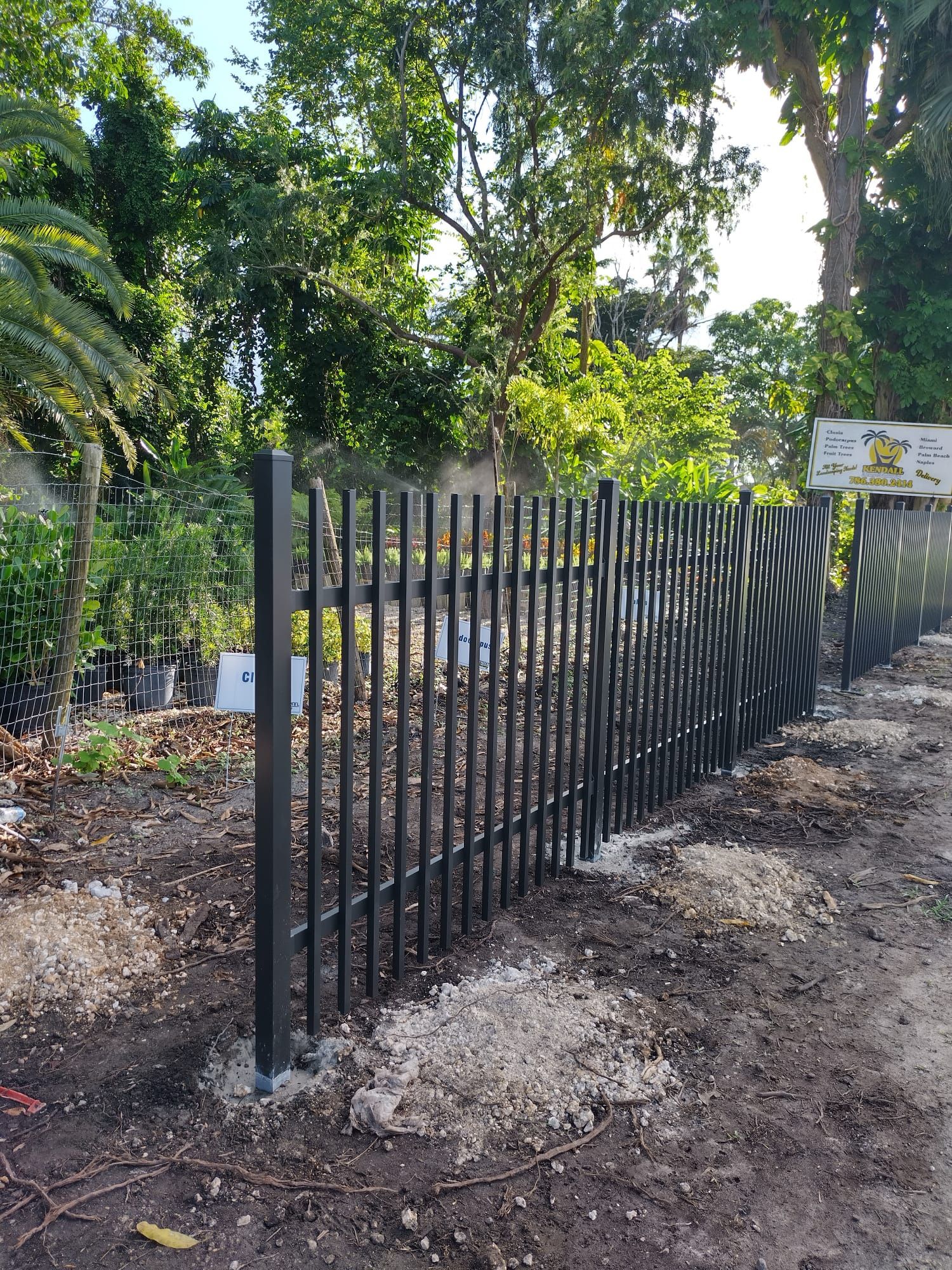 Aluminum Fence, Modern Picket Design By UZBE Fence Design & Installation. for Sale in Hialeah
