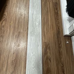 Glue Down Lvp Floor -Read Description $20box