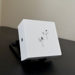 Clean AirPods Pro (2nd generation)